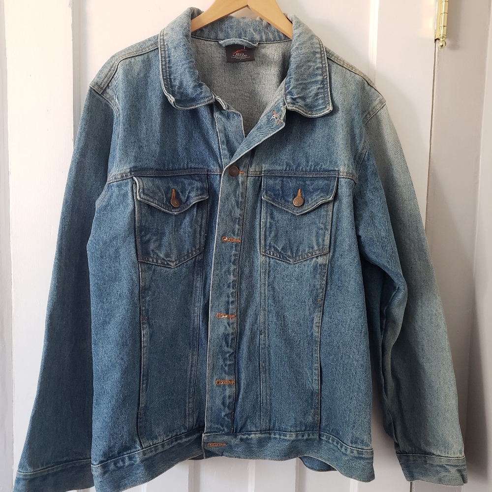 CH Apparel Men's Denim Trucker Jacket Sz L